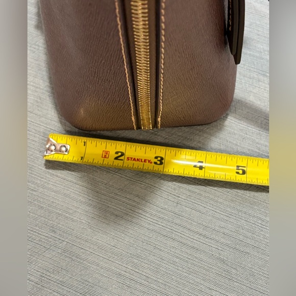 Dooney & Bourke Gray Elephant Saffiano Crossbody Bag Like New pre-loved - Picture 13 of 15